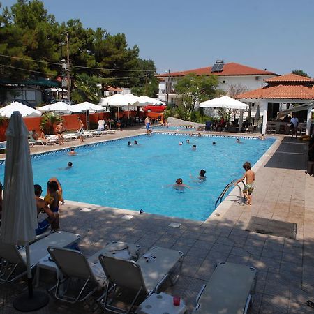 Hotel Camping Agiannis Makrygialos Bagian luar foto