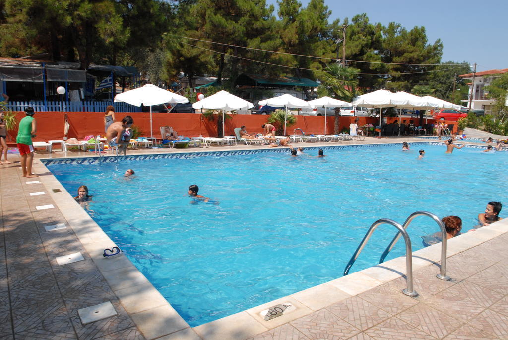 Hotel Camping Agiannis Makrygialos Bagian luar foto